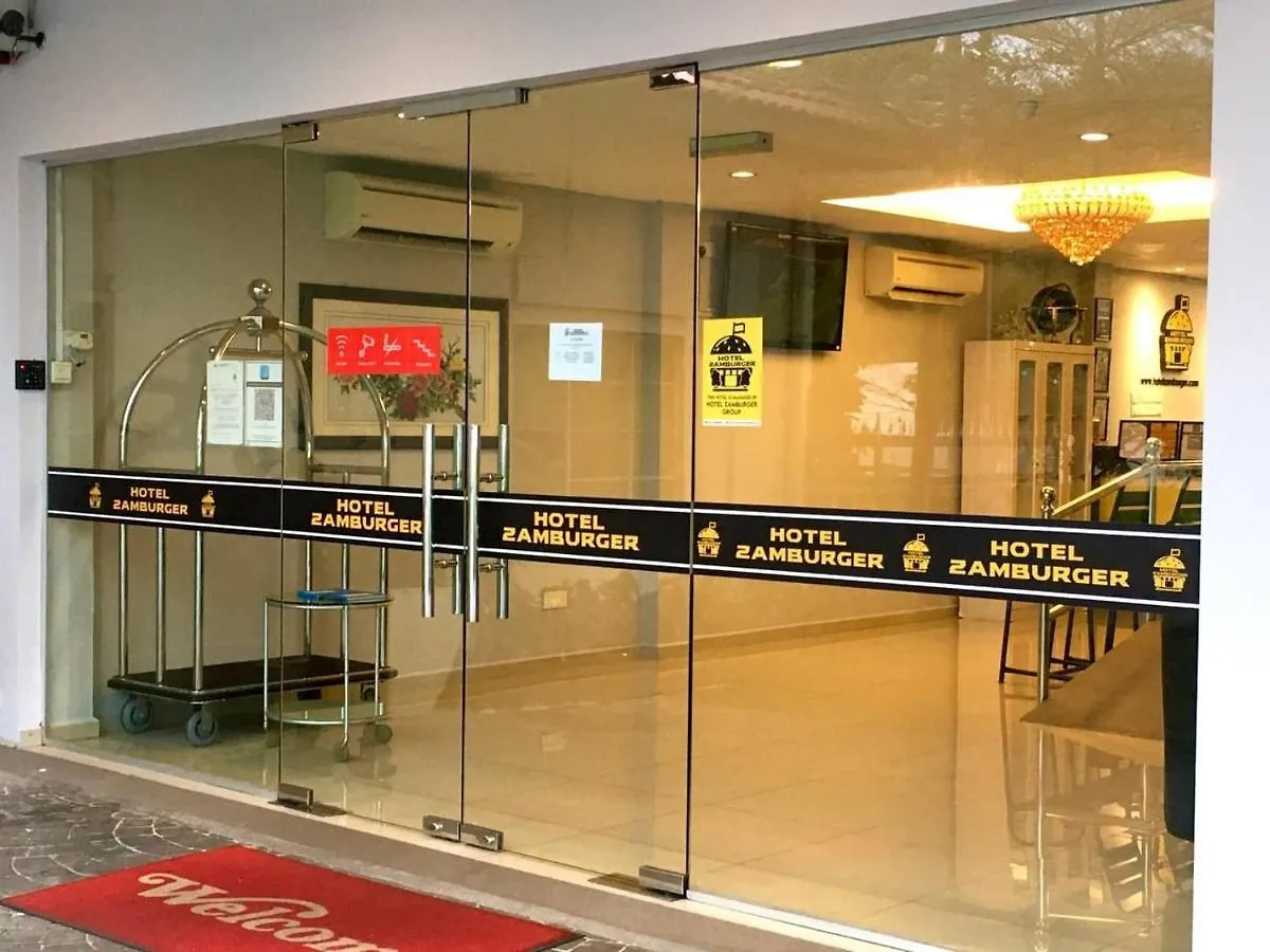 Hotel Zamburger Tengkera Melaka Malaysia